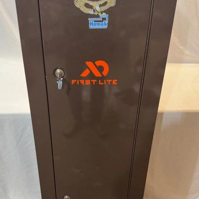 8-Slot Gun Storage Cabinet 