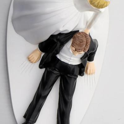Wedding Cake Topper Bride & Groom Figurine Resin
