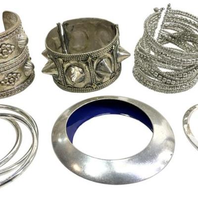 Sale Photo Thumbnail #706