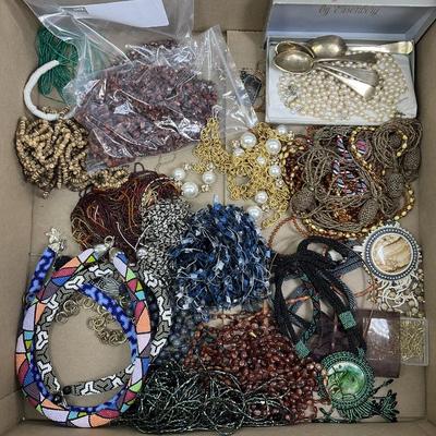 Sale Photo Thumbnail #678