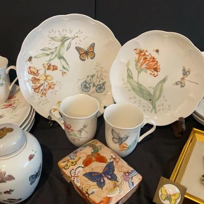 Butterfly Meadow Lenox with Butterfly Accents Set and Framed Picture