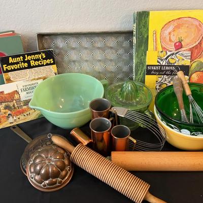 Vintage Kitchen…Fire King, Pyrex & Lots More!