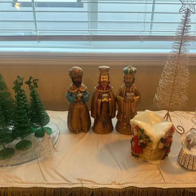 Vintage Norcrest 3 Wisemen And Christmas Decor 
