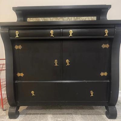 Black Lacquered Wood Chest of Drawers 