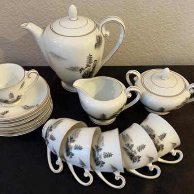 Vintage Fukagawa Tiny Tea Party