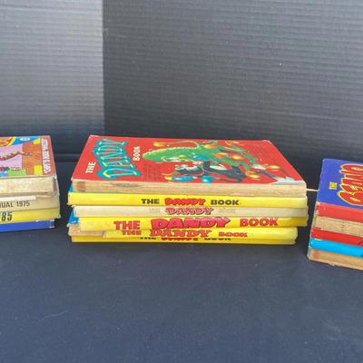 Beanie, Dandy, Whizzer And Chips Books