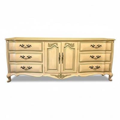 Lot 080  
White Fine Furniture French Provincial Style Triple Dresser and Mirrors