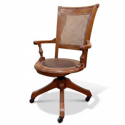 Lot 024   
Oak Wood Cane Back Swivel Leather Seat Office Desk Chair