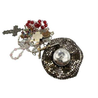 Lot 272  
Whiting and Davis Mesh Bag "My Rosary Holder" and Rosary Beads