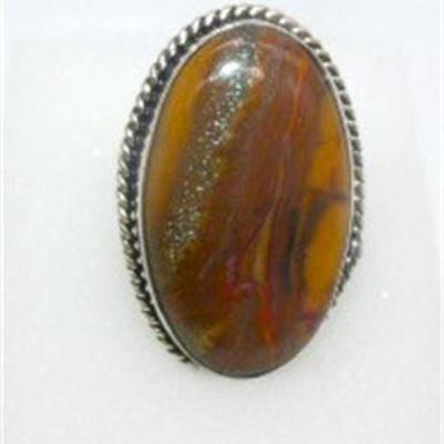 Lot 024  =
Sterling Silver ring large stone