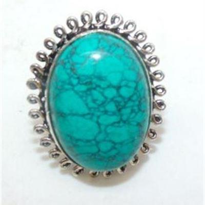 Lot 018  
Sterling Silver ring large stone