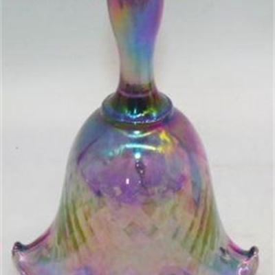 Lot 008   
FENTON bell iridescent glass