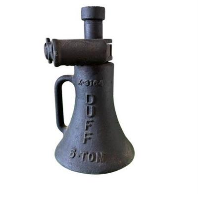 Lot 022  
Duff Norton, 5-Ton Mechanical Screw Jack Railroad, Antique Cast Iron
