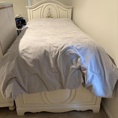 Sale Photo Thumbnail #181