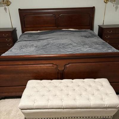 Sale Photo Thumbnail #177