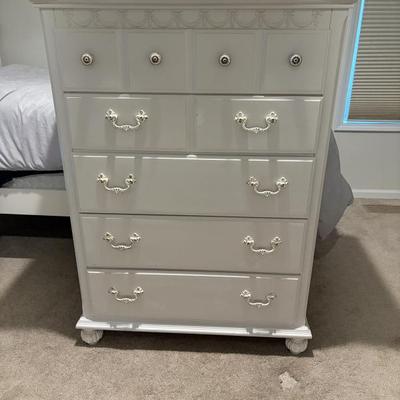 Sale Photo Thumbnail #182