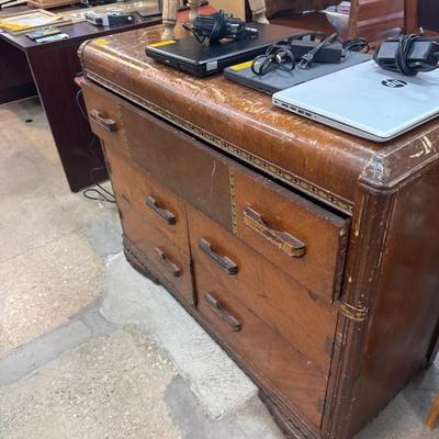 Sale Photo Thumbnail #154