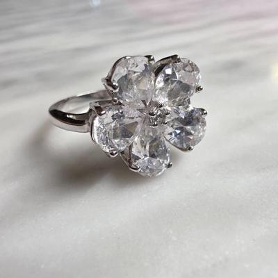 Sale Photo Thumbnail #397