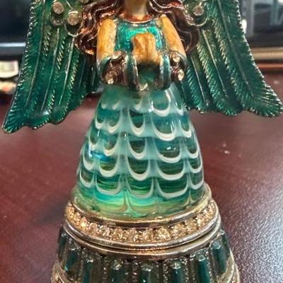 Sale Photo Thumbnail #112