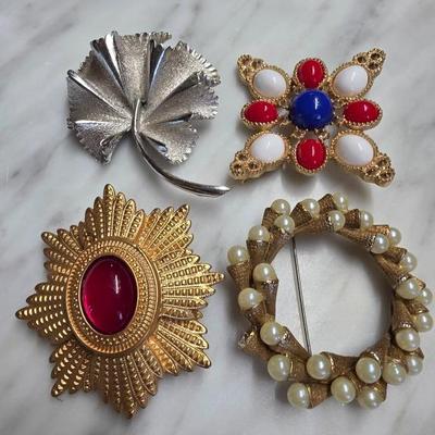 Sale Photo Thumbnail #309