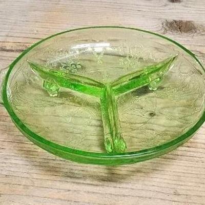Anchor Hocking Cameo Green Divided Glass Dish Vintage 