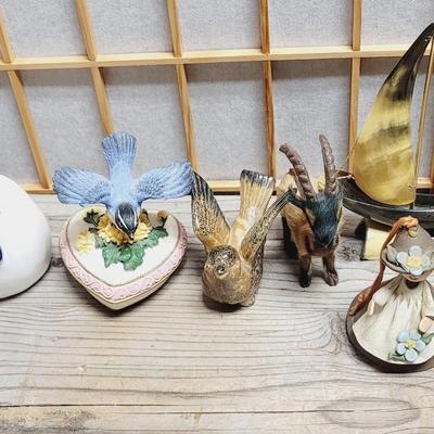 World Traveler Souvenir Collection Birds Goat Ship Bell 