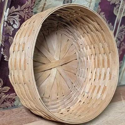 11" Round Longaberger Vintage Basket Signed 