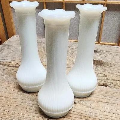 Randall Milk White Glass Bud Vase
