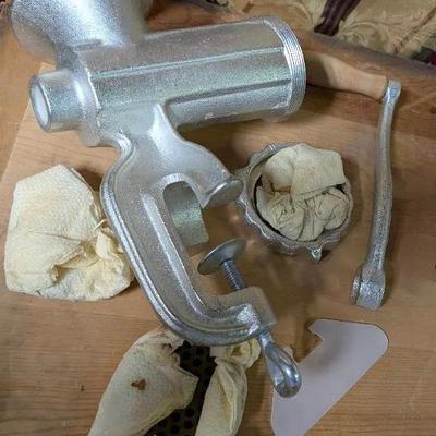 "Universal" Brand Meat Chopper/Grinder Vintage 