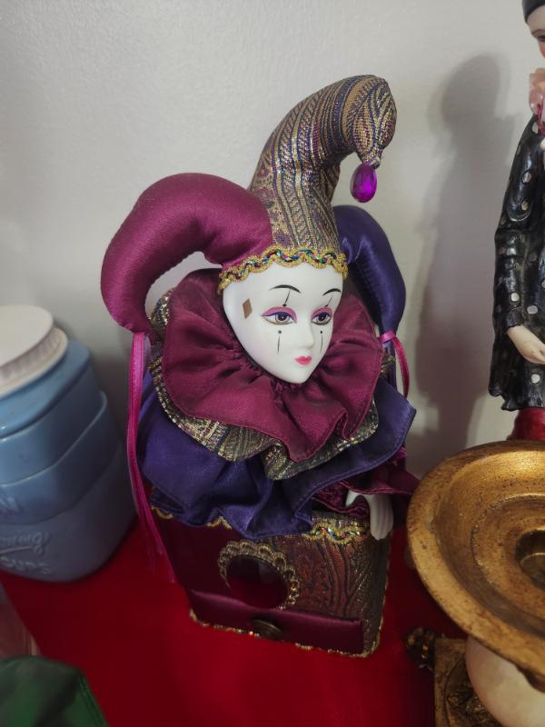 Sale Photo Thumbnail #241