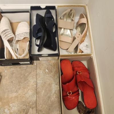 Sale Photo Thumbnail #150