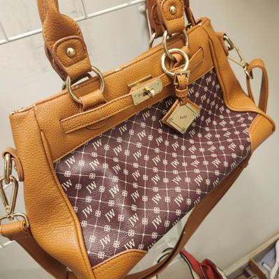 Sale Photo Thumbnail #146