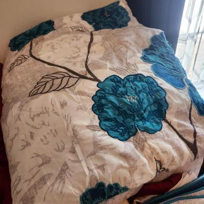 Sale Photo Thumbnail #121