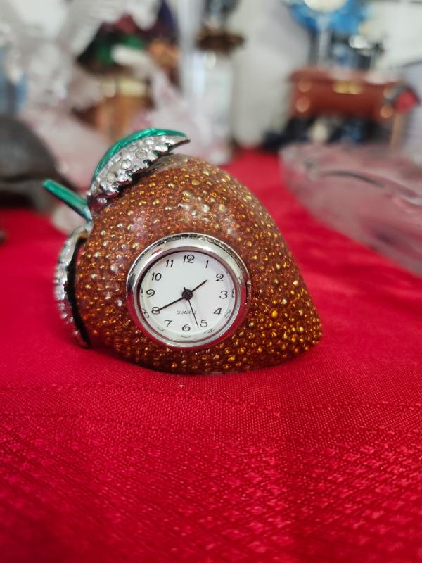 Sale Photo Thumbnail #249