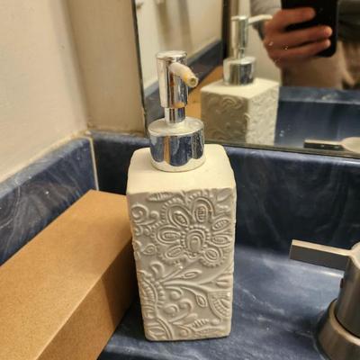 Sale Photo Thumbnail #141