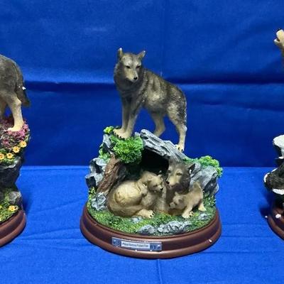 Bradford Exchange Protectors of The Pack Wolf Collectibles