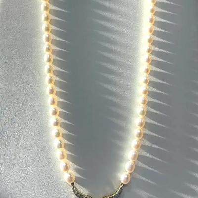 18” Pearl Necklace With Diamonds And Sapphires V Shaped Accent 