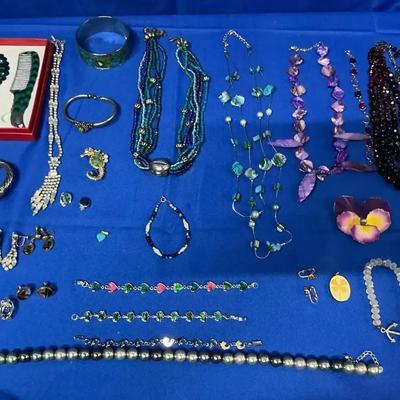 Green And Purple Costume Jewelry With Weiss Brooch 