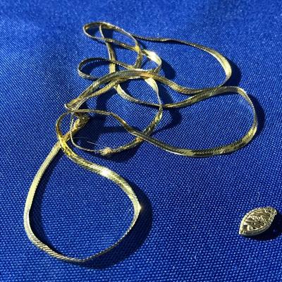 14kt Gold Scrap Necklace Bent Up And Clasp (weighed)