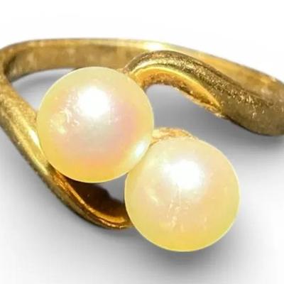 14k Gold & Pearl Ring