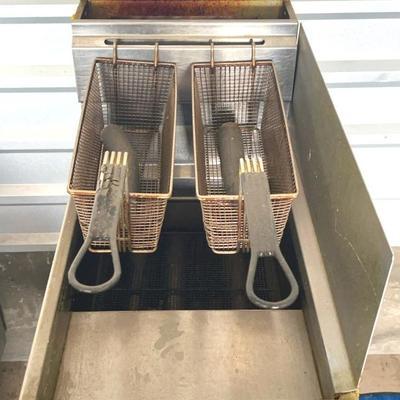 Sale Photo Thumbnail #183