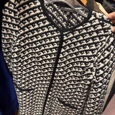 Sale Photo Thumbnail #195