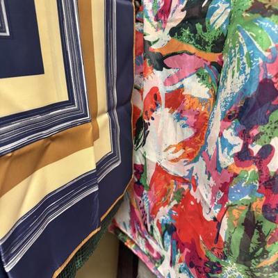 Sale Photo Thumbnail #178