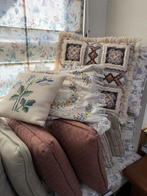 Sale Photo Thumbnail #243