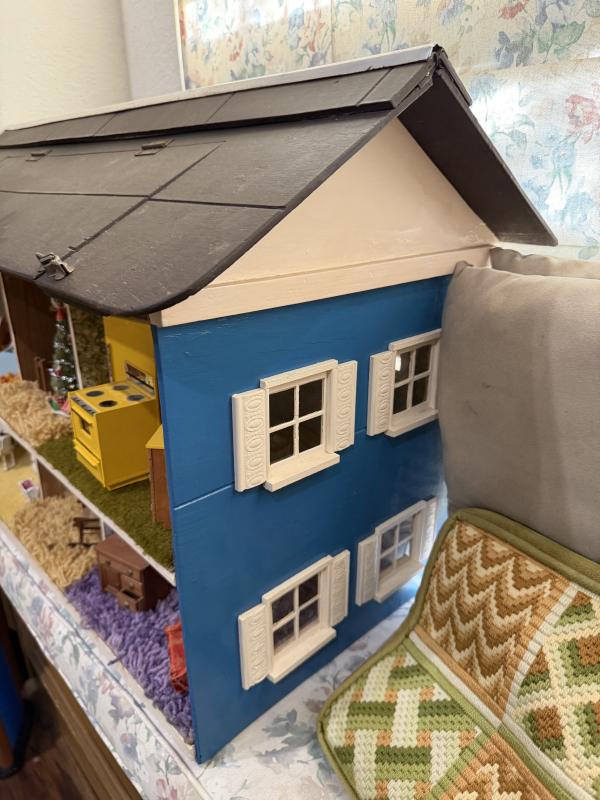 Sale Photo Thumbnail #244