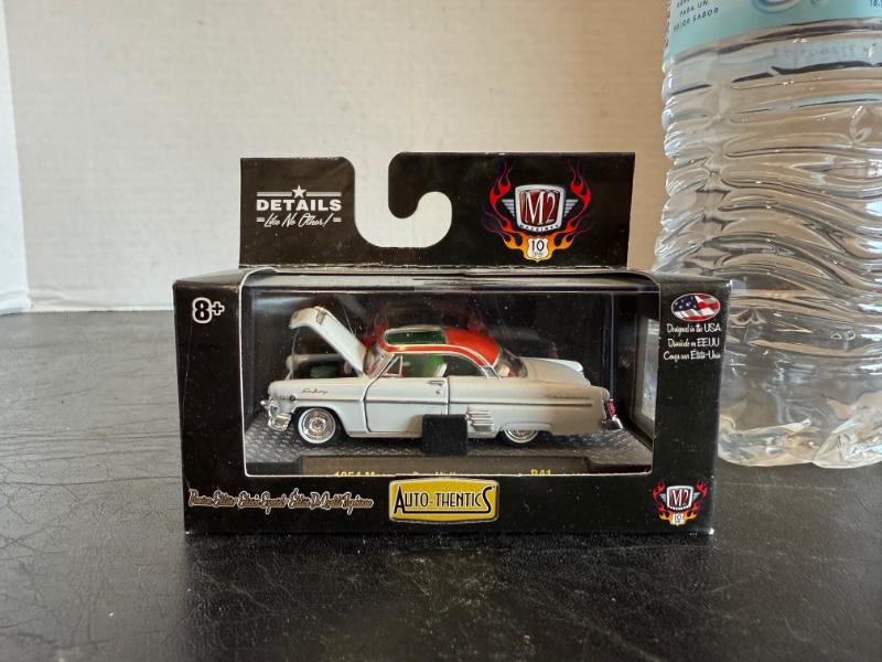 Sale Photo Thumbnail #274