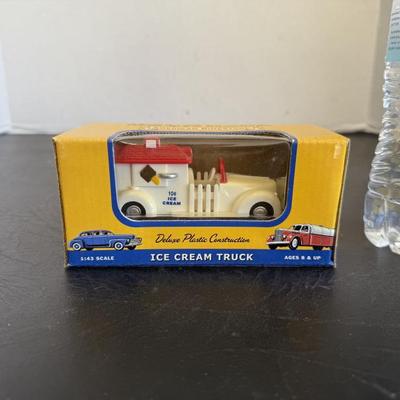 Sale Photo Thumbnail #225