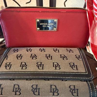 Sale Photo Thumbnail #154