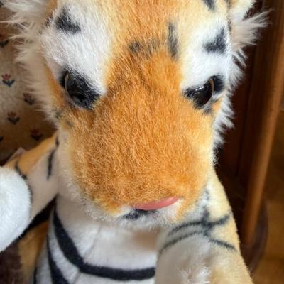 Sale Photo Thumbnail #261