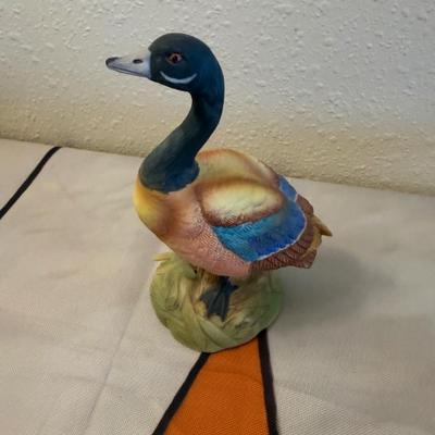 Sale Photo Thumbnail #127